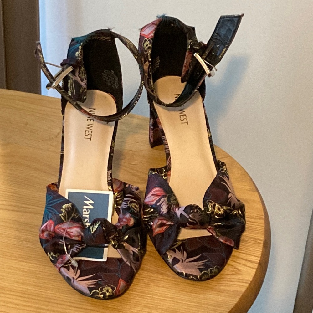Nine West scandals size 9 brand new never worn NWT